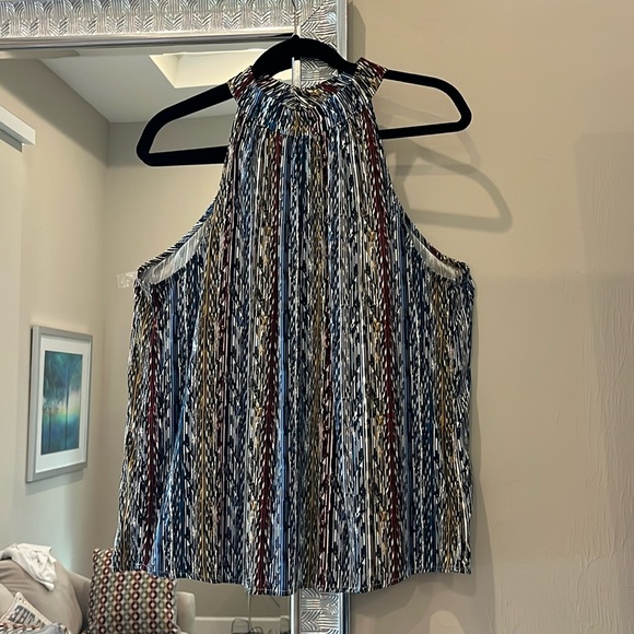 Liverpool sleeveless mock neck halter top. - Picture 1 of 5